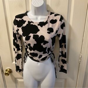 Stylish Black and Cream Crop Top